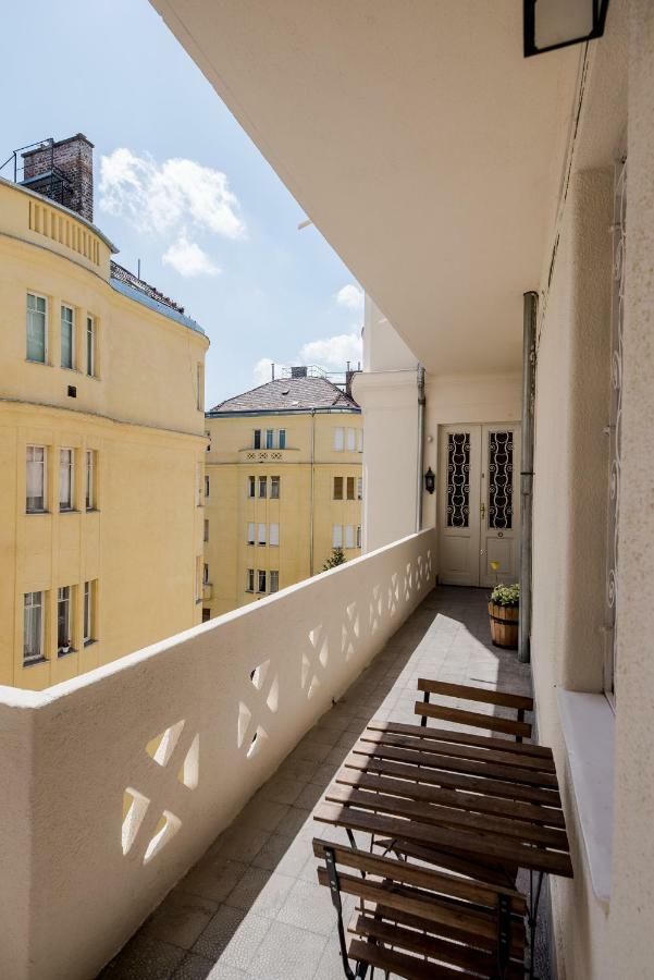 Gellert Family Suite Budapeste Exterior foto